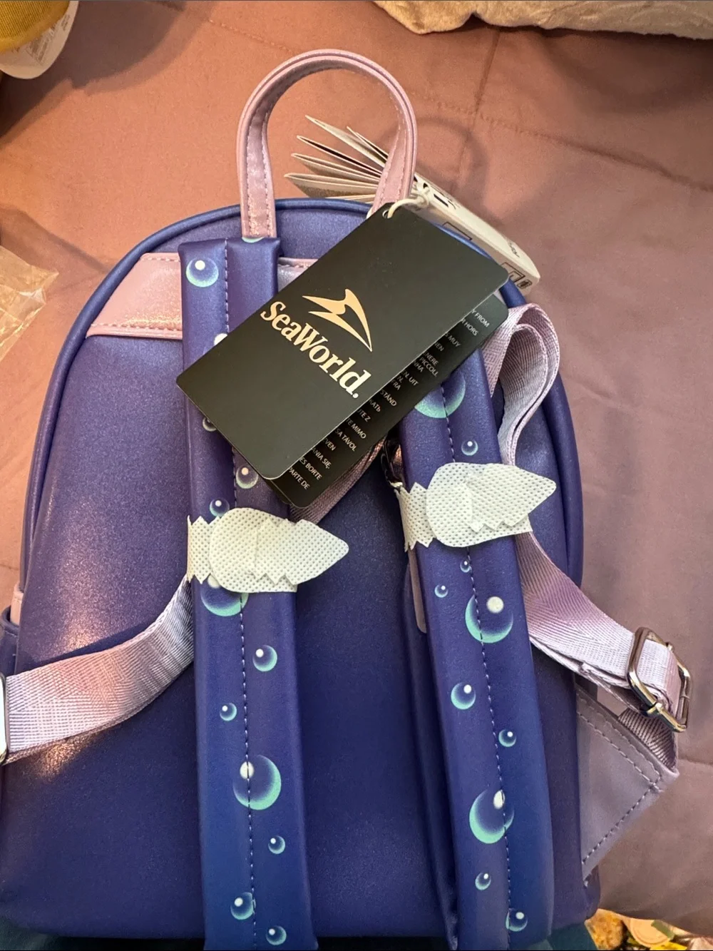 Seaworld  Exclusive Jellyfish Loungefly light up Backpack New with tags